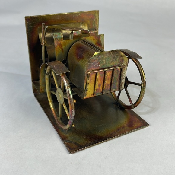 Handmade Metal Car Book End Statue - Picture 2 of 11